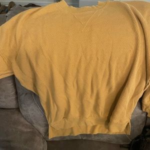 Waffle textured sweatshirt.